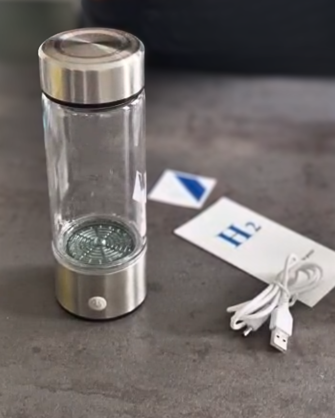 Bouteille d'eau hydrogénée ultra-hydratante Héva™